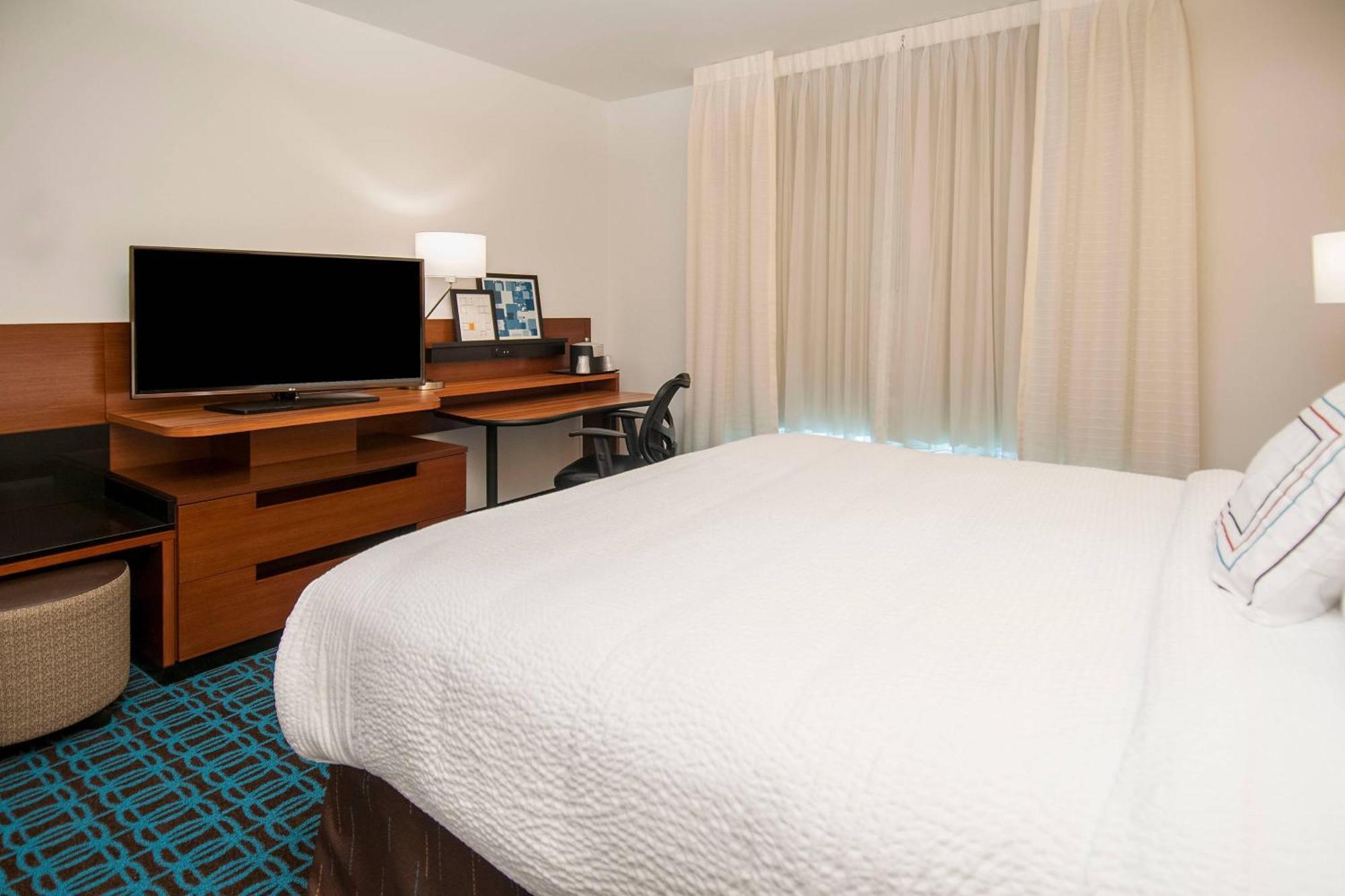 Fairfield Inn & Suites By Marriott Лаплас Екстериор снимка