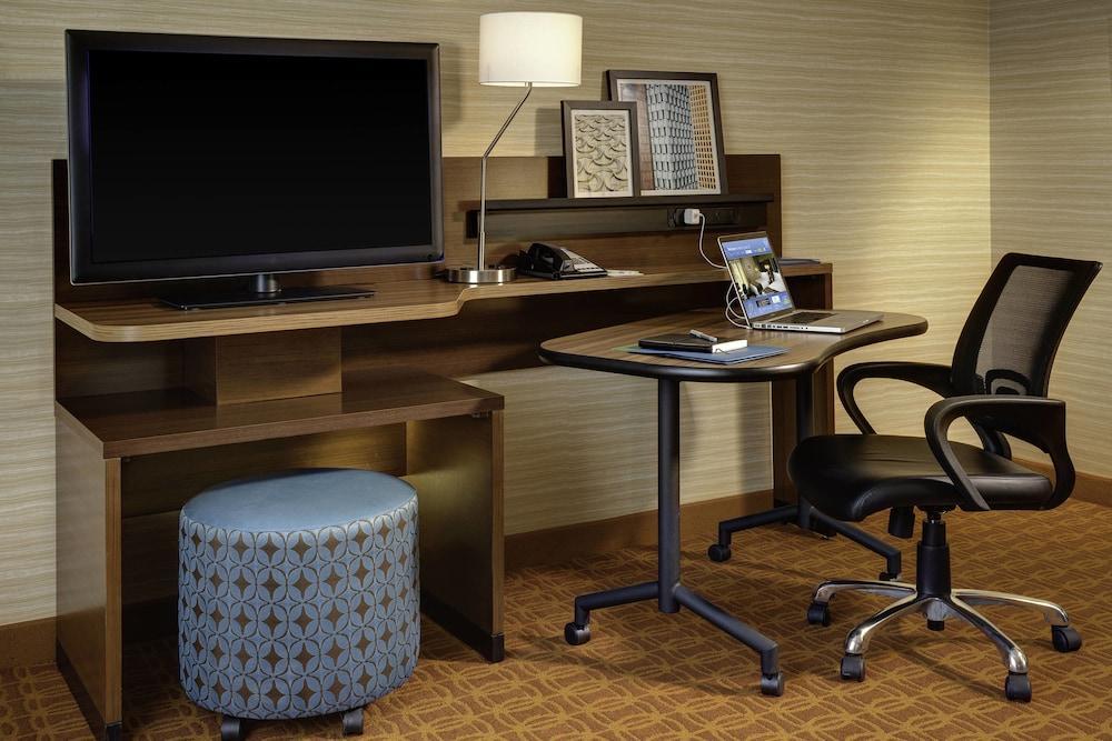 Fairfield Inn & Suites By Marriott Лаплас Екстериор снимка