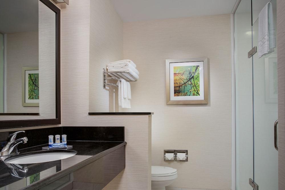 Fairfield Inn & Suites By Marriott Лаплас Екстериор снимка